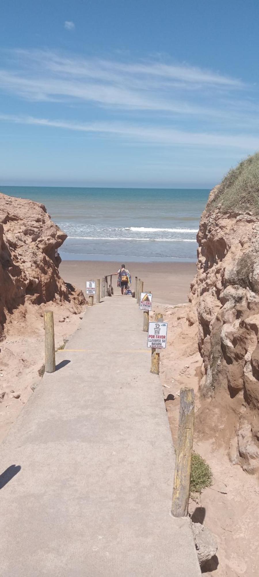 La Deseada!! San Eduardo Del Mar
